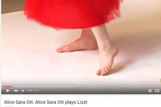 Alice-Sara Ott feet photo 15