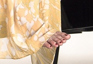 Alice-Sara Ott feet photo 14