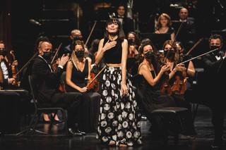 Alice-Sara Ott feet photo 10