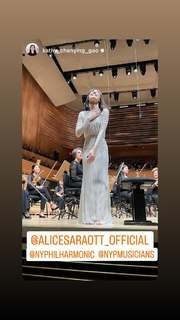 Alice-Sara Ott feet photo 18