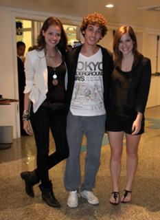 Alice Wegmann feet photo thumbnail