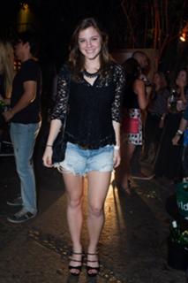 Alice Wegmann feet photo thumbnail