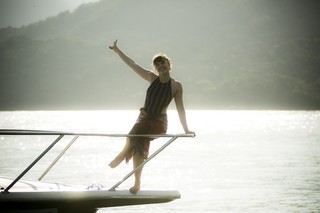 Alice Wegmann feet photo thumbnail