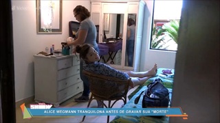 Alice Wegmann feet photo thumbnail