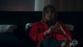 Alice Wegmann feet photo thumbnail