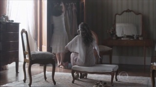 Alice Wegmann feet photo thumbnail