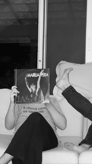 Alice Wegmann feet photo thumbnail