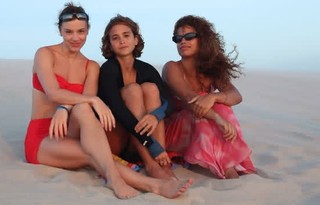 Alice Wegmann feet photo thumbnail