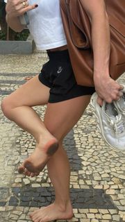 Alice Wegmann feet photo thumbnail