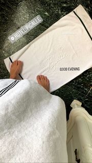 Alicia Agneson feet photo 13