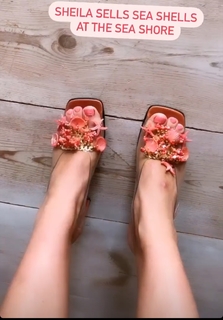 Alicia Agneson feet photo 6