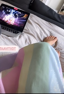 Alicia Agneson feet photo 2