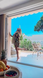 Alicia Agneson feet photo 10