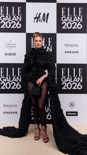 Alicia Agneson feet photo 6