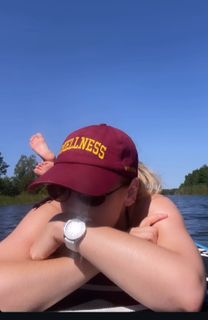Alicia Agneson feet photo 1