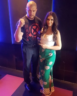 Alicia Atout feet photo 1