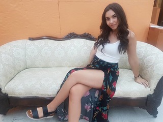 Alicia Atout feet photo 18