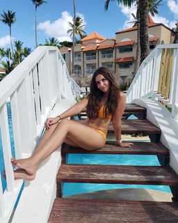 Alicia Atout feet photo 13