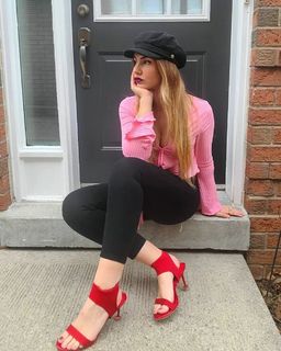 Alicia Atout feet photo 11