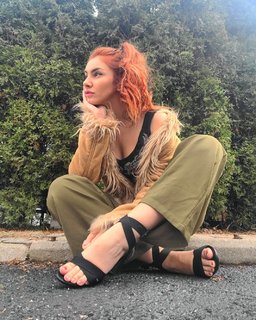Alicia Atout feet photo 9