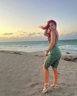 Alicia Atout feet photo 12