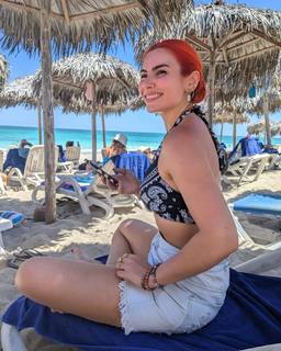 Alicia Atout feet photo 10