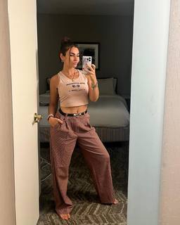 Alicia Atout feet photo 1