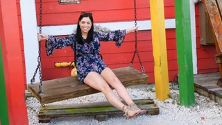 Alicia Aucoin feet photo 16