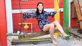 Alicia Aucoin feet photo 13