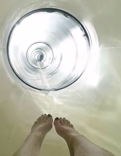 Alicia Aucoin feet photo 9