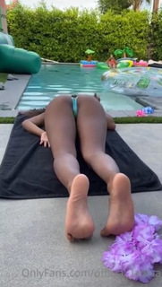 Alicia Gordillo feet photo 5