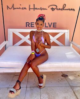 Alicia Gordillo feet photo 17