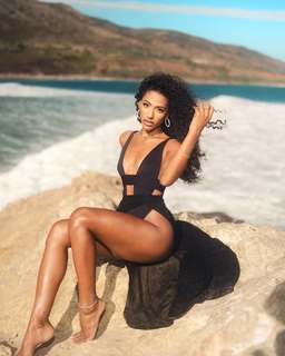 Alicia Gordillo feet photo 10