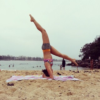 Alicia Hannah-Kim feet photo 5