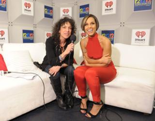 Alicia Keys feet photo thumbnail