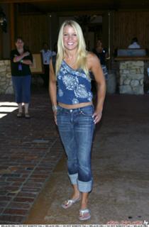 Alicia Leigh Willis feet photo 20