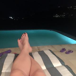 Alicia Machado feet photo thumbnail