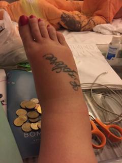 Alicia Malone feet photo 1