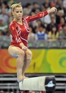 Alicia Sacramone feet photo 3