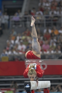 Alicia Sacramone feet photo 1