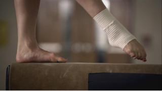 Alicia Sacramone feet photo 4