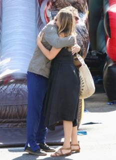 Alicia Silverstone feet photo thumbnail