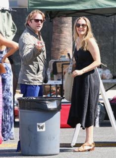 Alicia Silverstone feet photo thumbnail