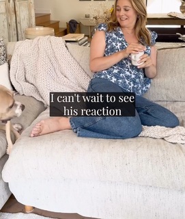 Alicia Silverstone feet photo thumbnail