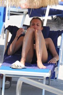 Alicia Vikander feet photo thumbnail