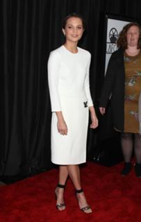 Alicia Vikander feet photo thumbnail