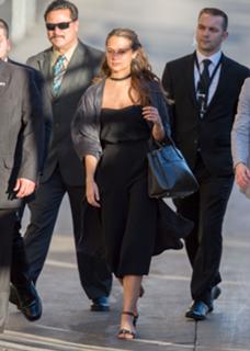 Alicia Vikander feet photo thumbnail