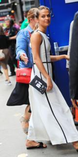 Alicia Vikander feet photo thumbnail