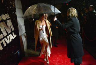 Alicia Vikander feet photo thumbnail