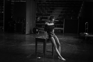 Alicia Vikander feet photo thumbnail